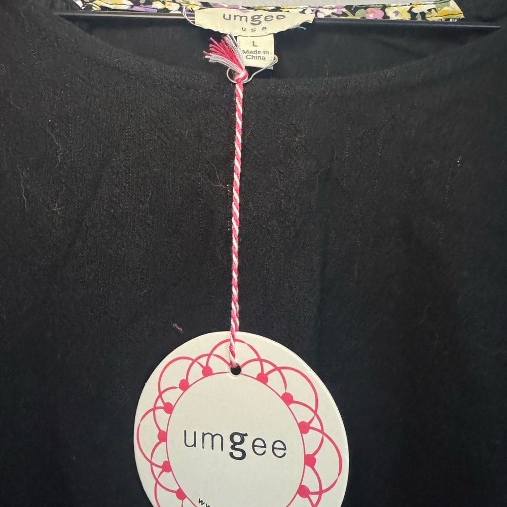 Umgee Black Top with Colorful Crochet Sleeves - Picture 5 of 6